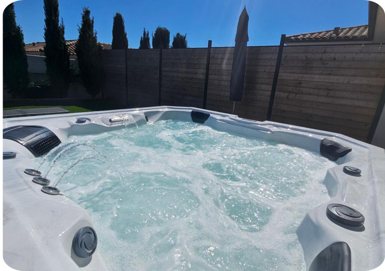 - Luxe 4 Etoiles -douce Harmonie Massages & 5 Places -cocon Discret Insolite Sans Vis A Vis En Toute Serenite - 5 Min Carcassonne Ferienhaus
