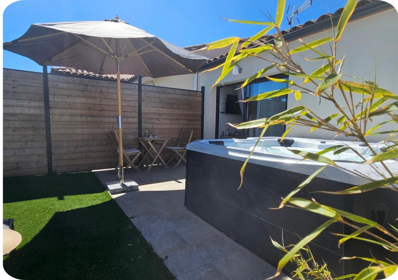- Luxe 4 Etoiles -douce Harmonie Massages & 5 Places -cocon Discret Insolite Sans Vis A Vis En Toute Serenite - 5 Min Carcassonne Ferienhaus Villemoustaussou