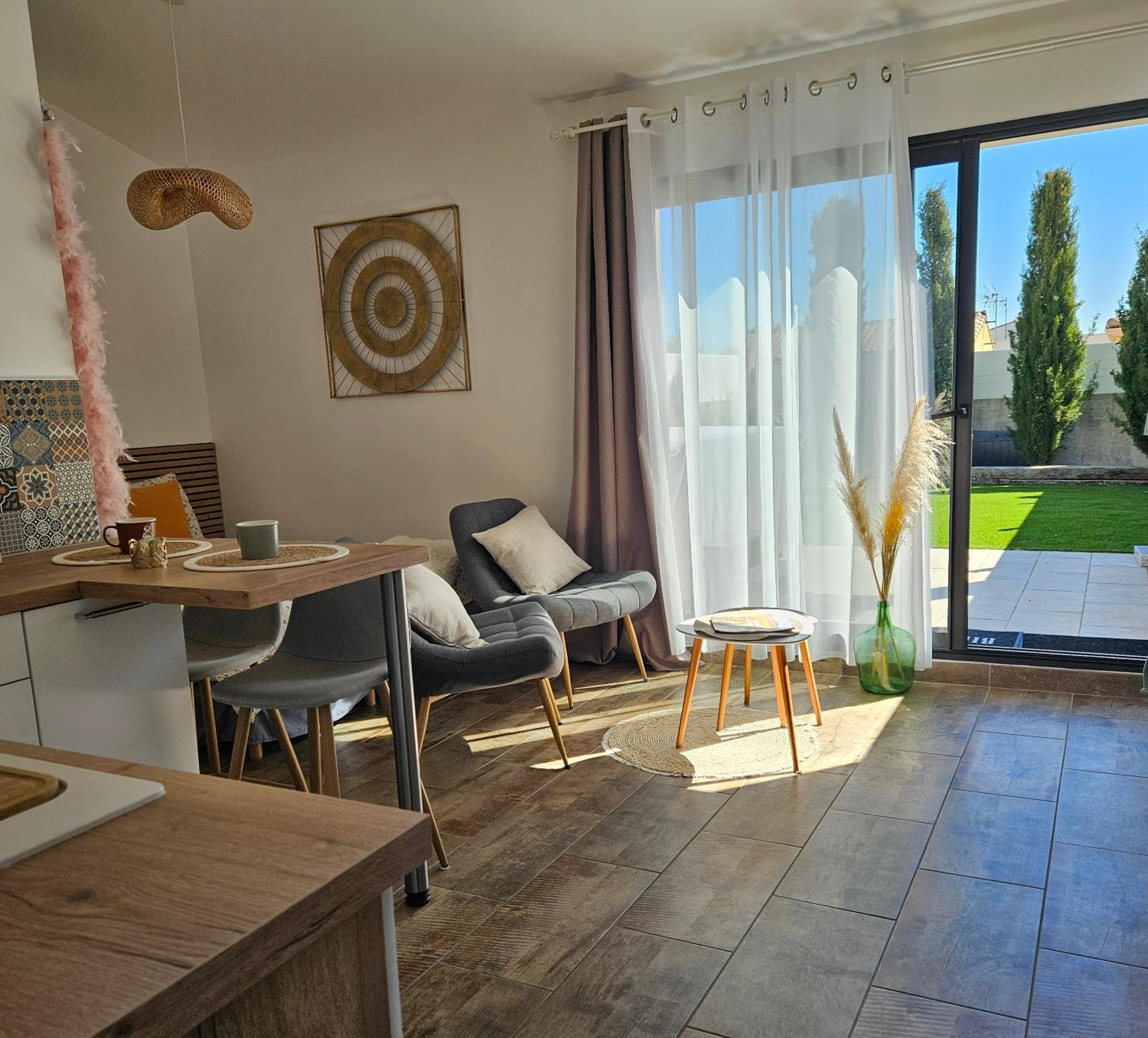 - Luxe 4 Etoiles -douce Harmonie Massages & 5 Places -cocon Discret Insolite Sans Vis A Vis En Toute Serenite - 5 Min Carcassonne * Villemoustaussou